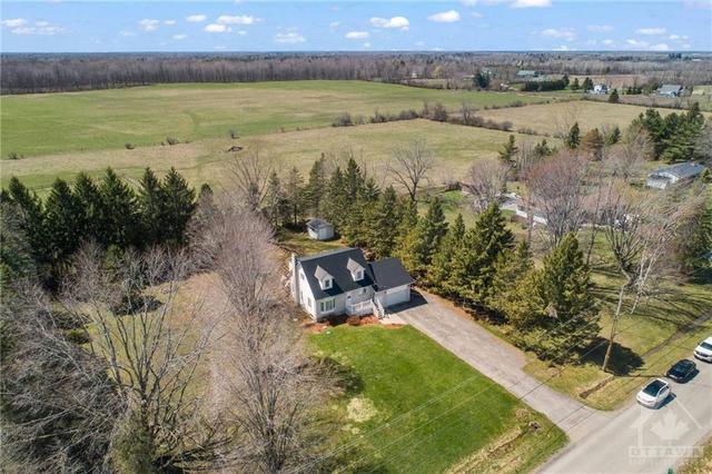 430 Johnston Road, House detached with 3 bedrooms, 3 bathrooms and 6 parking in North Grenville ON | Image 29