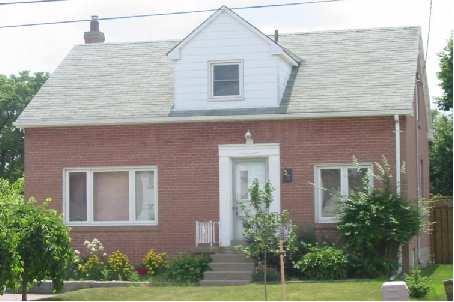 35 Southgate Ave, House detached with 3 bedrooms, 3 bathrooms and 4 parking in Toronto ON | Image 1