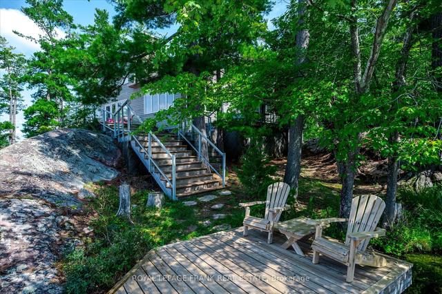 484 Juniper Island 18, House detached with 4 bedrooms, 2 bathrooms and 0 parking in Douro Dummer ON | Image 2