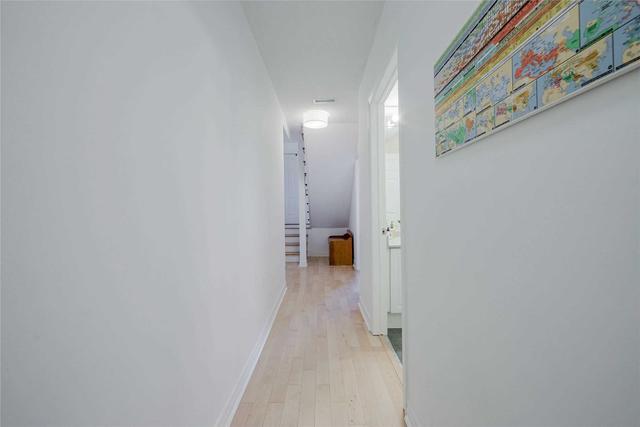 1 - 132 Strachan Ave, Townhouse with 3 bedrooms, 2 bathrooms and 1 parking in Toronto ON | Image 17
