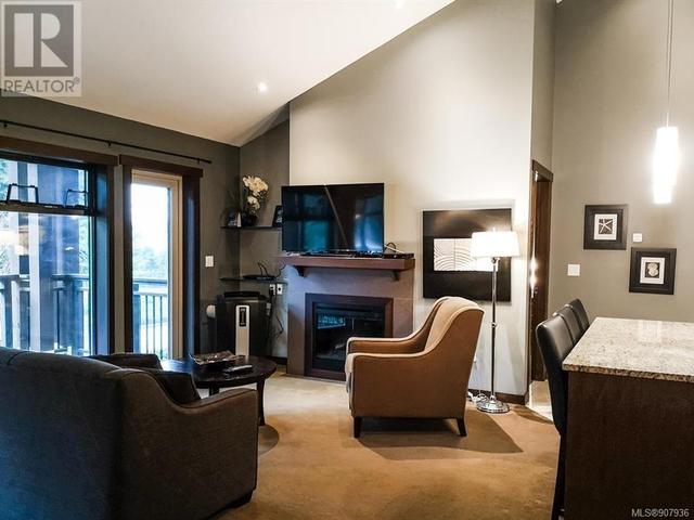 122 - 1175 Resort Dr, Condo with 1 bedrooms, 1 bathrooms and null parking in Parksville BC | Card Image