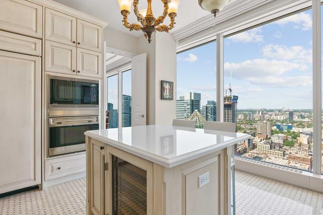 3701 - 183 Wellington St W, Condo with 1 bedrooms, 2 bathrooms and 1 parking in Toronto ON | Image 30