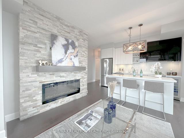 1903 - 33 Shore Breeze Dr, Condo with 2 bedrooms, 2 bathrooms and 1 parking in Toronto ON | Image 2