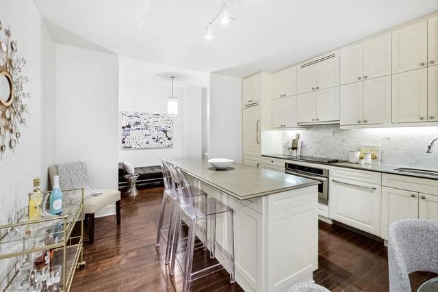 515 - 22 Leader Lane, Condo with 1 bedrooms, 1 bathrooms and 0 parking in Toronto ON | Image 4