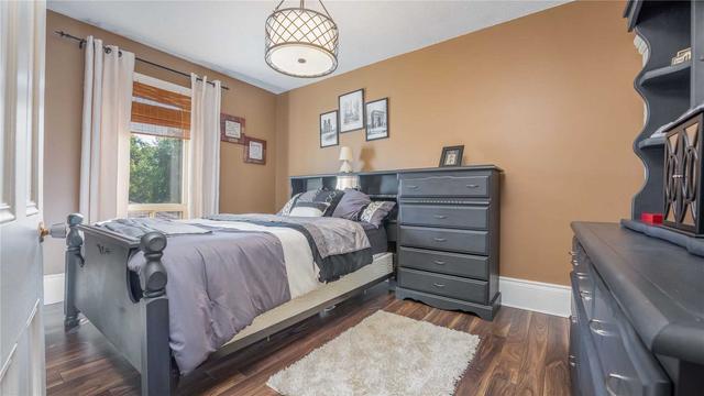 91 Victoria St, House detached with 3 bedrooms, 1 bathrooms and 2 parking in Brantford ON | Image 7