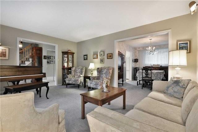 239 Sunray Rd, House detached with 4 bedrooms, 4 bathrooms and 4 parking in Oakville ON | Image 5