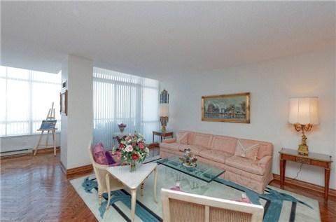 ph #07 - 10 Torresdale Ave, Condo with 2 bedrooms, 3 bathrooms and 3 parking in Toronto ON | Image 5