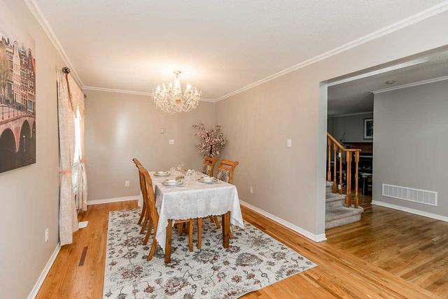 18 Twiss Dr, House detached with 3 bedrooms, 2 bathrooms and 4 parking in Barrie ON | Image 15