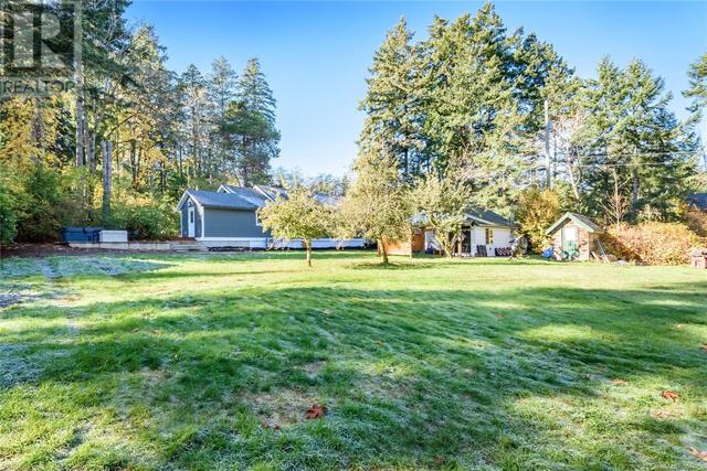 3671 Thomson Rd, House detached with 3 bedrooms, 3 bathrooms and 8 parking in Comox Valley A BC | Image 29