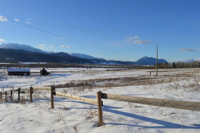 2755 Highway 95, House detached with 2 bedrooms, 1 bathrooms and null parking in East Kootenay G BC | Image 30