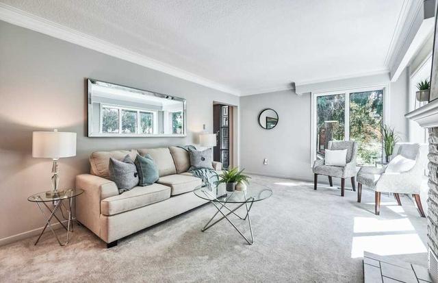 54 Cumber Ave, House detached with 4 bedrooms, 2 bathrooms and 6 parking in Toronto ON | Image 38