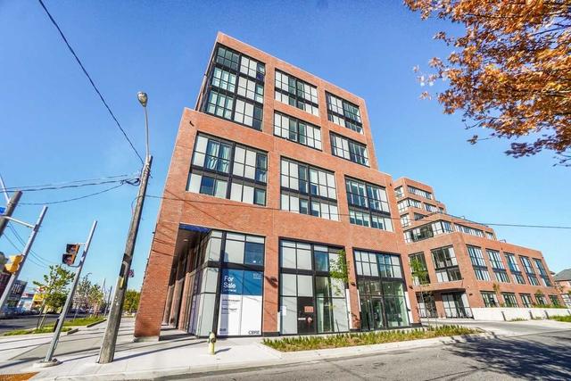 814 - 2300 St Clair Ave W, Condo with 3 bedrooms, 2 bathrooms and 1 parking in Toronto ON | Image 1