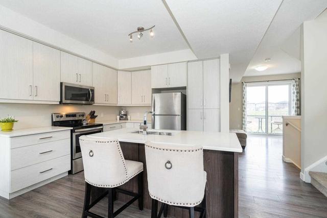 958 West Village Sq, Condo with 3 bedrooms, 3 bathrooms and 2 parking in London ON | Image 7