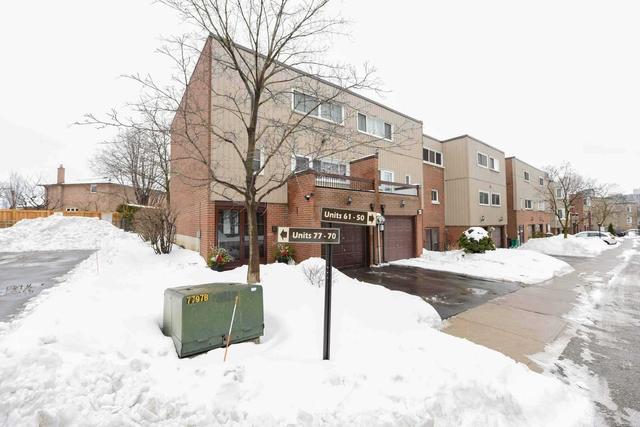61 - 400 Bloor St, Townhouse with 3 bedrooms, 2 bathrooms and 2 parking in Mississauga ON | Image 12