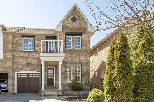 49 Wheelwright Dr, House semidetached with 3 bedrooms, 4 bathrooms and 3 parking in Richmond Hill ON | Image 1