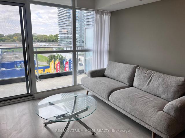 802 - 19 Singer Crt, Condo with 1 bedrooms, 1 bathrooms and 1 parking in Toronto ON | Image 3
