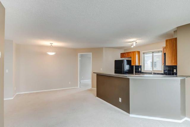 2301 - 16969 24 Street Sw, Condo with 2 bedrooms, 2 bathrooms and 1 parking in Calgary AB | Image 8