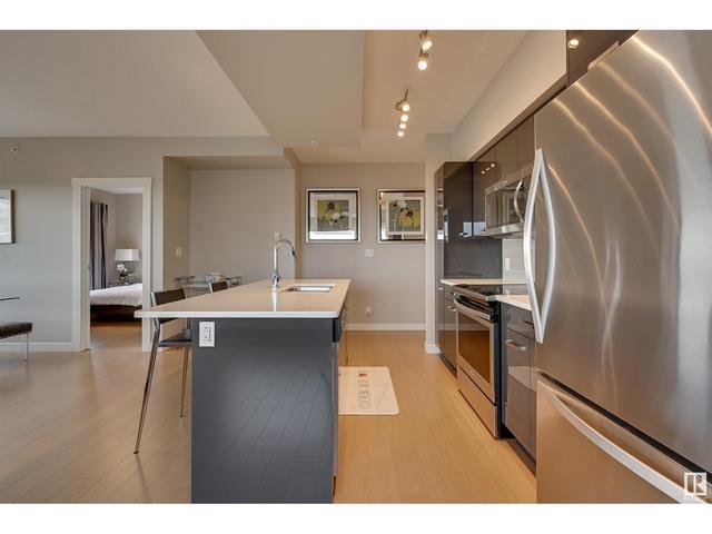 2204 - 10410 102 Av Nw, Condo with 2 bedrooms, 2 bathrooms and 1 parking in Edmonton AB | Image 14