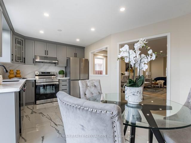 53 Native Landing, House semidetached with 3 bedrooms, 4 bathrooms and 3 parking in Brampton ON | Image 4