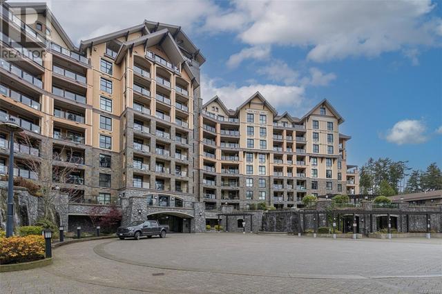 304 - 1400 Lynburne Pl, Condo with 2 bedrooms, 2 bathrooms and 1 parking in Langford BC | Image 3