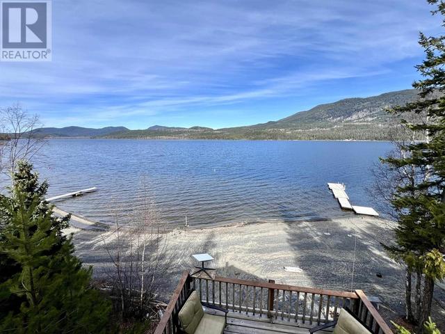 9303 S Mahood Lake Road, House detached with 5 bedrooms, 2 bathrooms and null parking in Cariboo H BC | Image 23