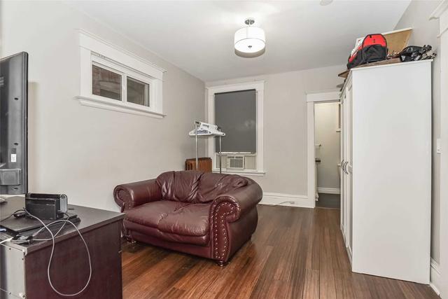 15 Holton Ave, House detached with 3 bedrooms, 3 bathrooms and 3 parking in Hamilton ON | Image 36