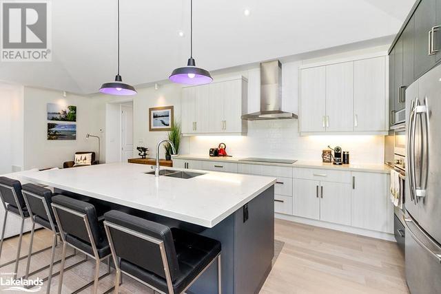118 Springside Crescent, House detached with 5 bedrooms, 3 bathrooms and 5 parking in The Blue Mountains ON | Image 12