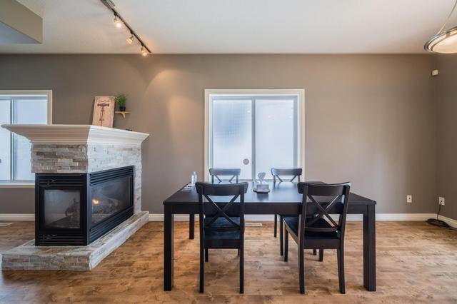 505 17 Avenue Nw, Home with 6 bedrooms, 3 bathrooms and 2 parking in Calgary AB | Image 2