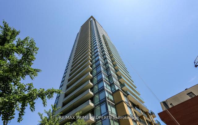 2604 - 18 Yorkville Ave, Condo with 1 bedrooms, 1 bathrooms and 1 parking in Toronto ON | Image 1
