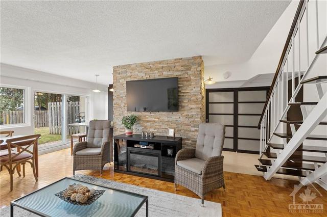 114 - 12 Corkstown Road, Condo with 2 bedrooms, 1 bathrooms and 2 parking in Ottawa ON | Image 15