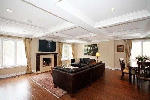 86 Wycliffe Ave, House detached with 4 bedrooms, 5 bathrooms and 6 parking in Vaughan ON | Image 5