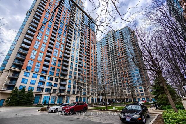 2433 - 35 Viking Lane, Condo with 2 bedrooms, 2 bathrooms and 1 parking in Toronto ON | Image 1