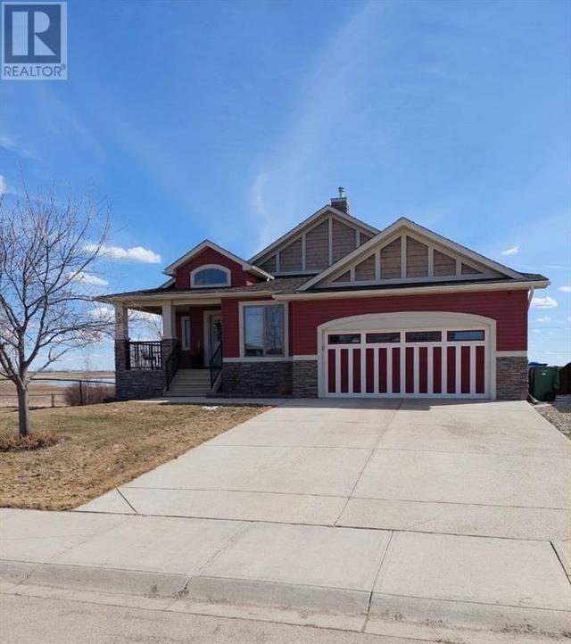 627 Boulder Creek Drive Se, House detached with 3 bedrooms, 2 bathrooms and 4 parking in Rocky View County AB | Image 1