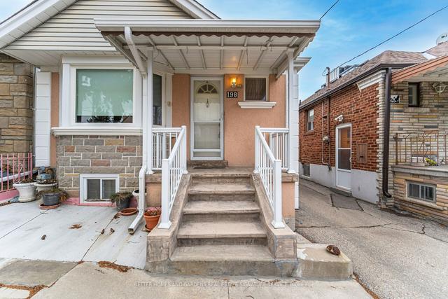 198 Gloucester Grve, House detached with 2 bedrooms, 2 bathrooms and 4 parking in Toronto ON | Image 22