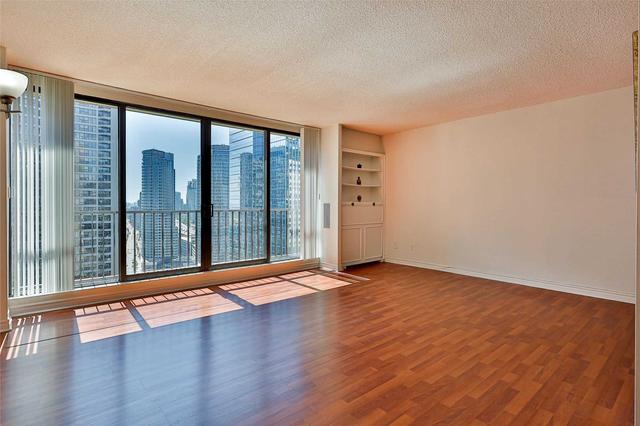 2435 - 33 Harbour Sq W, Condo with 1 bedrooms, 1 bathrooms and 1 parking in Toronto ON | Image 17