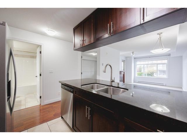 232 - 5660 201a Street, Condo with 2 bedrooms, 1 bathrooms and 2 parking in Langley BC | Image 9