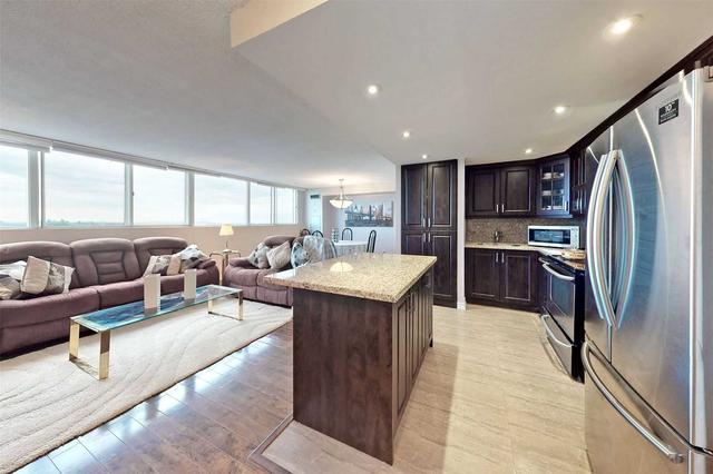 sp03 - 3700 Kaneff Cres, Condo with 2 bedrooms, 2 bathrooms and 2 parking in Mississauga ON | Image 10