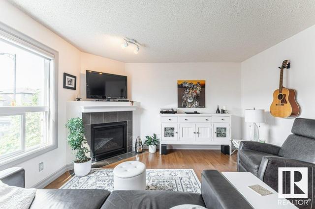 17325 6a Av Sw, House semidetached with 3 bedrooms, 2 bathrooms and null parking in Edmonton AB | Image 16