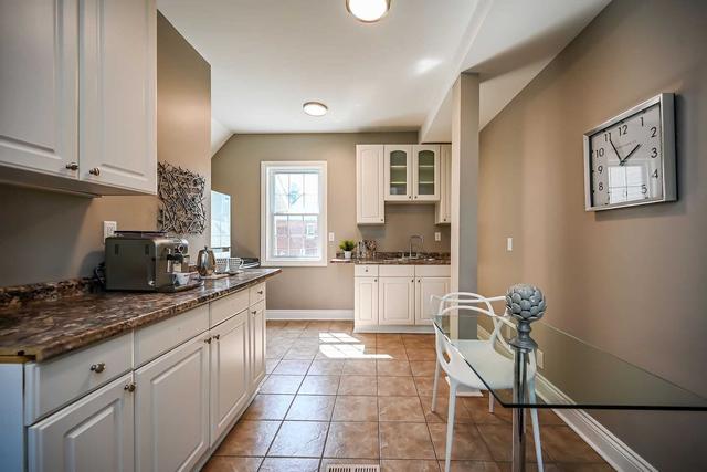 449 Macnab St N, House semidetached with 5 bedrooms, 1 bathrooms and 2 parking in Hamilton ON | Image 17