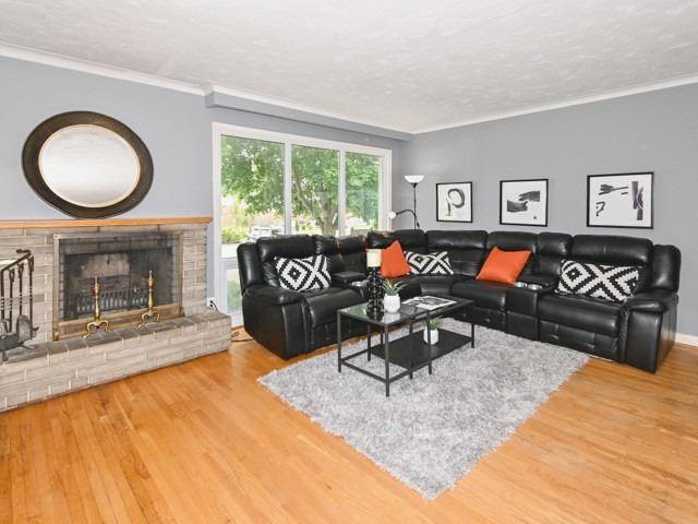 4 Penzance Dr, House detached with 3 bedrooms, 2 bathrooms and 3 parking in Toronto ON | Image 12
