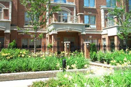th-14 - 21 Burkebrook Pl, Townhouse with 3 bedrooms, 3 bathrooms and 3 parking in Toronto ON | Image 4