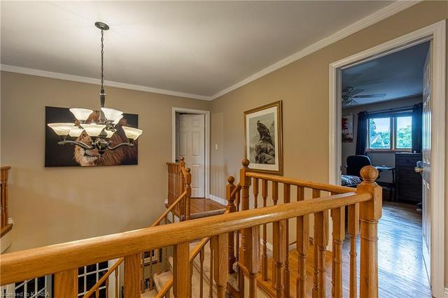 679 Parkside Crescent, House semidetached with 4 bedrooms, 4 bathrooms and 6 parking in Kingston ON | Image 9