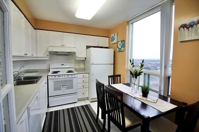 2726 - 68 Corporate Dr, Condo with 2 bedrooms, 2 bathrooms and 1 parking in Toronto ON | Image 6