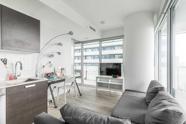 2702 - 42 Charles St E, Condo with 1 bedrooms, 2 bathrooms and 0 parking in Toronto ON | Image 7