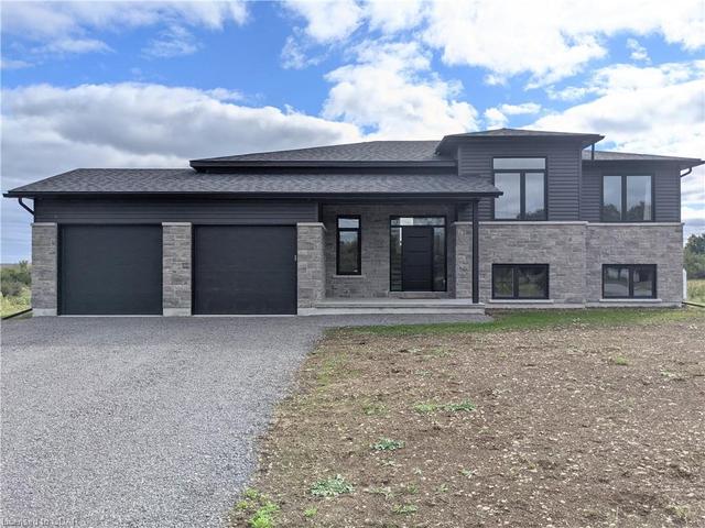 35 County Road 29, House detached with 3 bedrooms, 3 bathrooms and 6 parking in Prince Edward County ON | Image 29