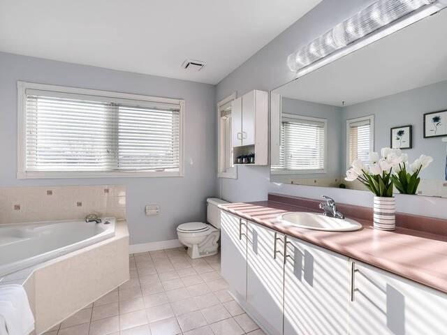 6676 Lisgar Dr, House detached with 4 bedrooms, 4 bathrooms and 4 parking in Mississauga ON | Image 16