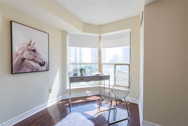 812 - 335 Webb Dr, Condo with 2 bedrooms, 2 bathrooms and 1 parking in Mississauga ON | Image 14