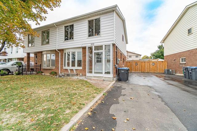 162 Hansen Rd, House semidetached with 3 bedrooms, 4 bathrooms and 5 parking in Brampton ON | Image 1