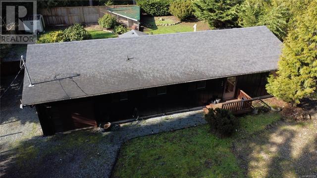 2754 Scobhal Rd, House detached with 3 bedrooms, 2 bathrooms and 4 parking in Cowichan Valley B BC | Image 2