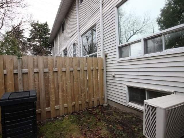 1915 Innes Rd, Townhouse with 2 bedrooms, 2 bathrooms and 2 parking in Ottawa ON | Image 16